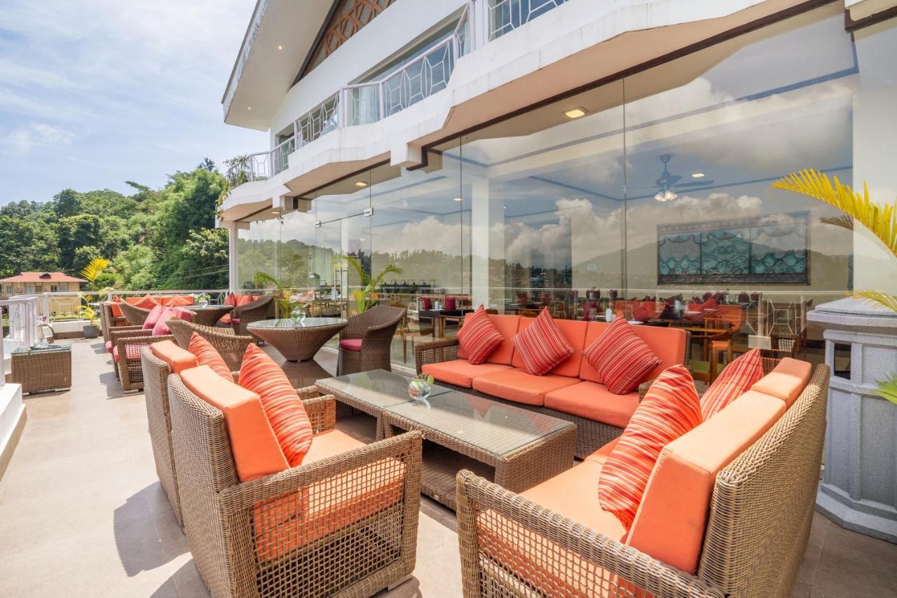Summit Lillium Hotel & Spa 噶伦堡 外观 照片
