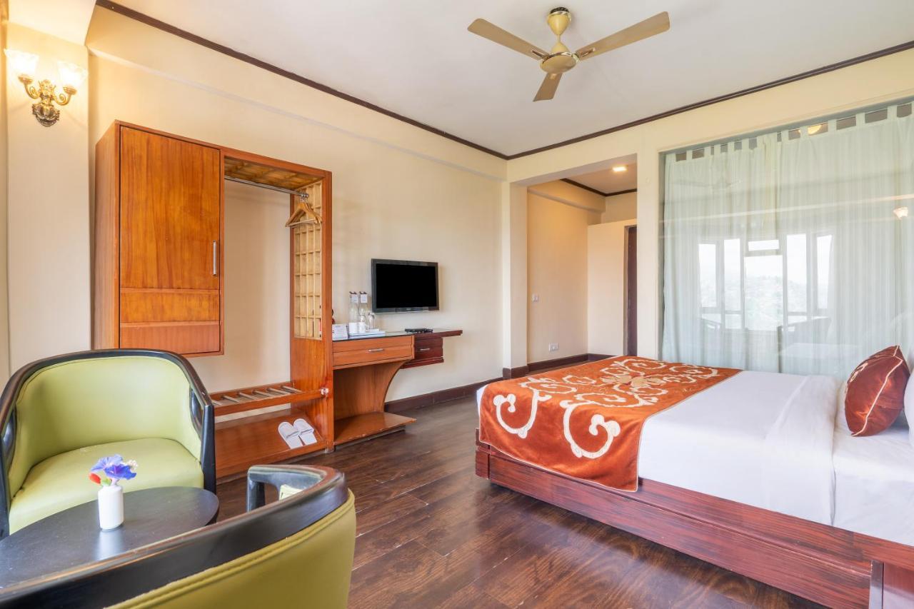 Summit Lillium Hotel & Spa 噶伦堡 外观 照片