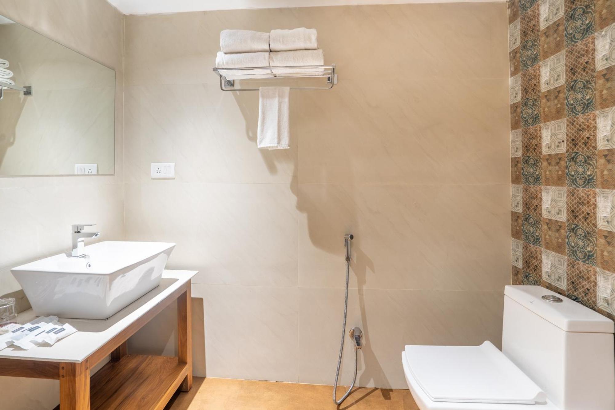 Summit Lillium Hotel & Spa 噶伦堡 外观 照片